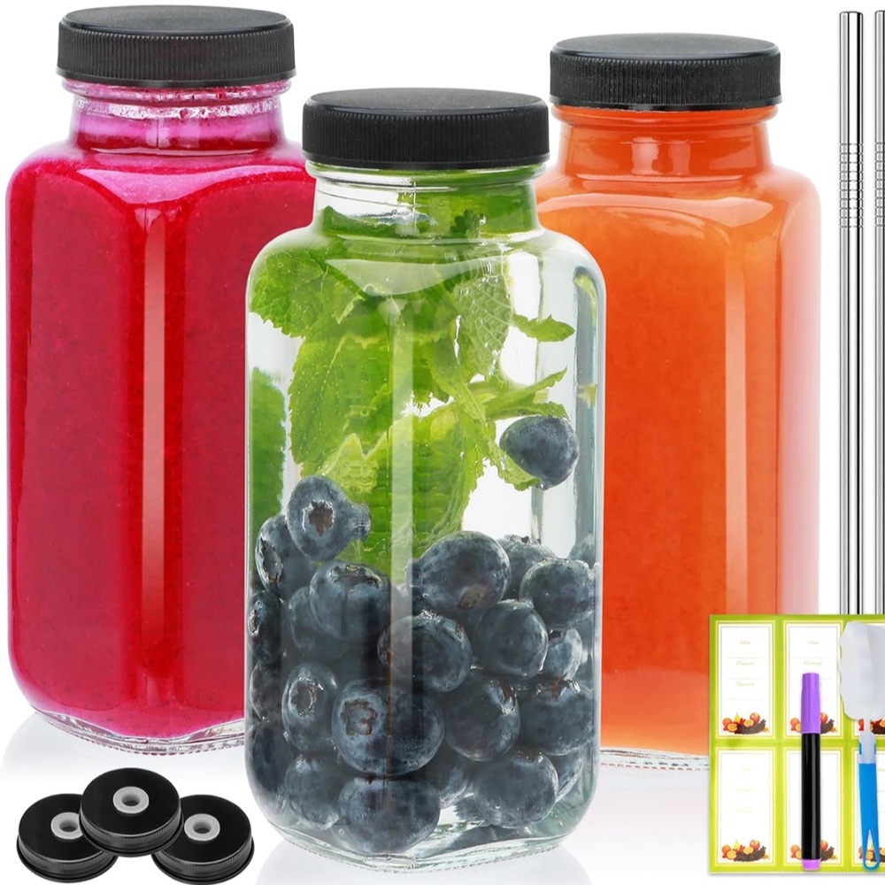 NWOT Glass Reusable Juice Bottles w/ Lids and Straws, 8oz (Set of 2)